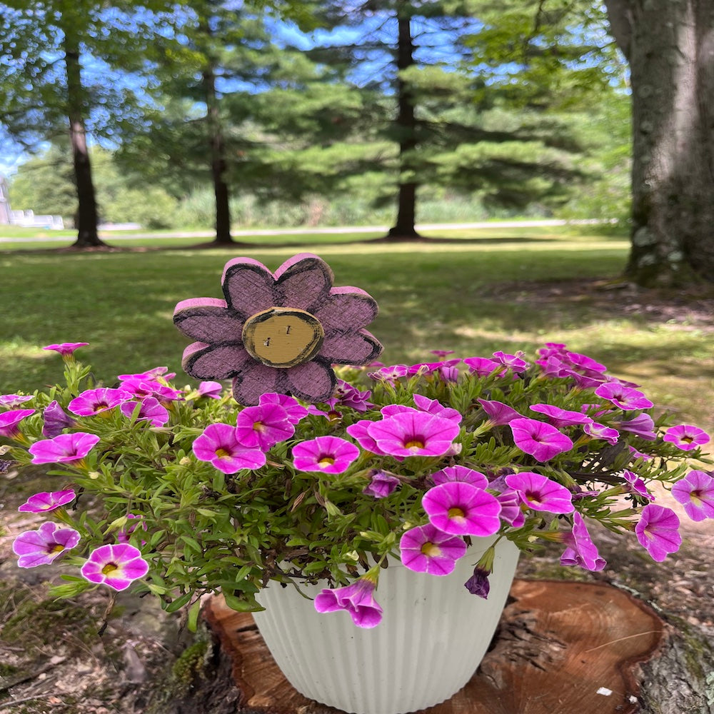 PLANT POKE - Flower on a Stick - PINK FLOWER  - 14.5 in. Tall